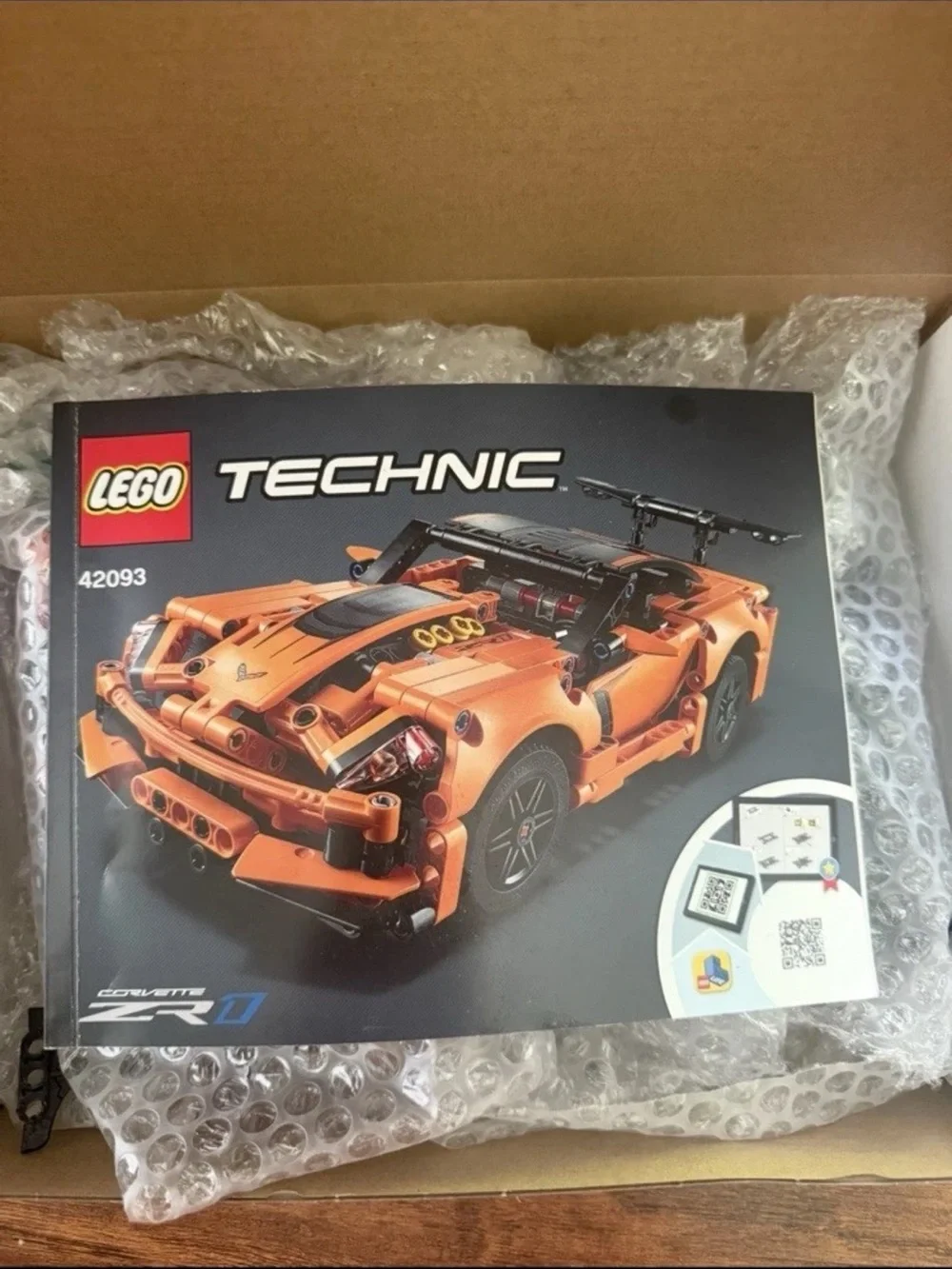 RETIRED LEGO Set: Technic Chevrolet Corvette ZR1 (Set #42093) With Manual